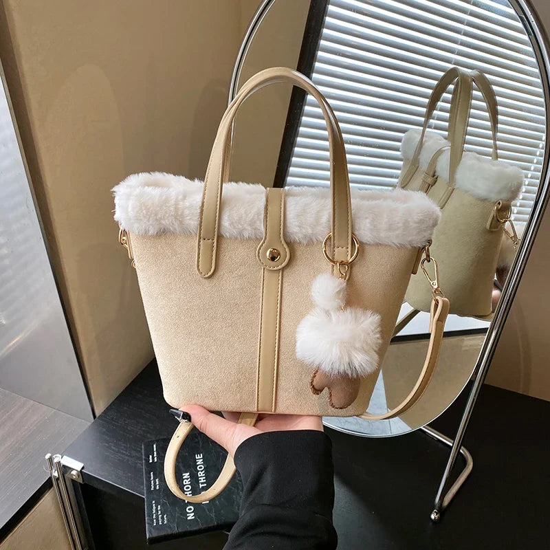 Winter Plush Bag Women'S Retro Small Handbags Clutch Bag New Faux Suede Matching Lamb Wool Bucket Shoulder Crossbody Bags